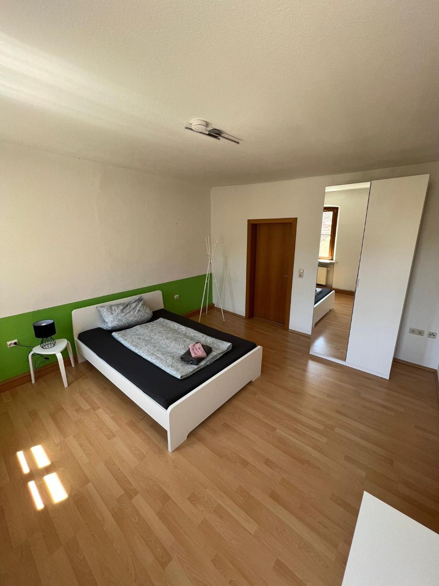 Privatzimmer Im Herzen Von Iphofen Exterior foto
